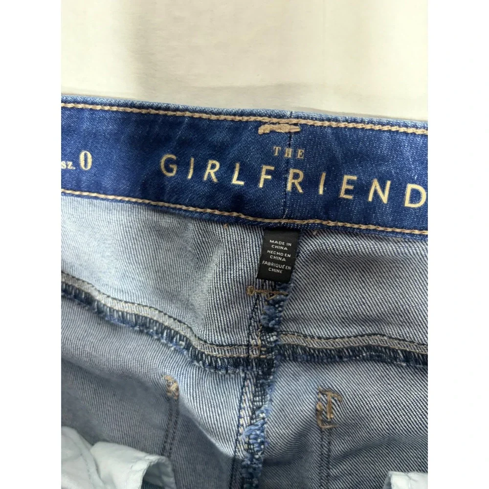 Chicos The Girlfriend Jeans Womens 0 Medium Wash Floral Embroidered Cuffed Slim
